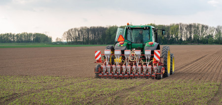 akkerbouw zaaien veldwerk