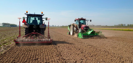 Gewastour2020 aardappelen poten